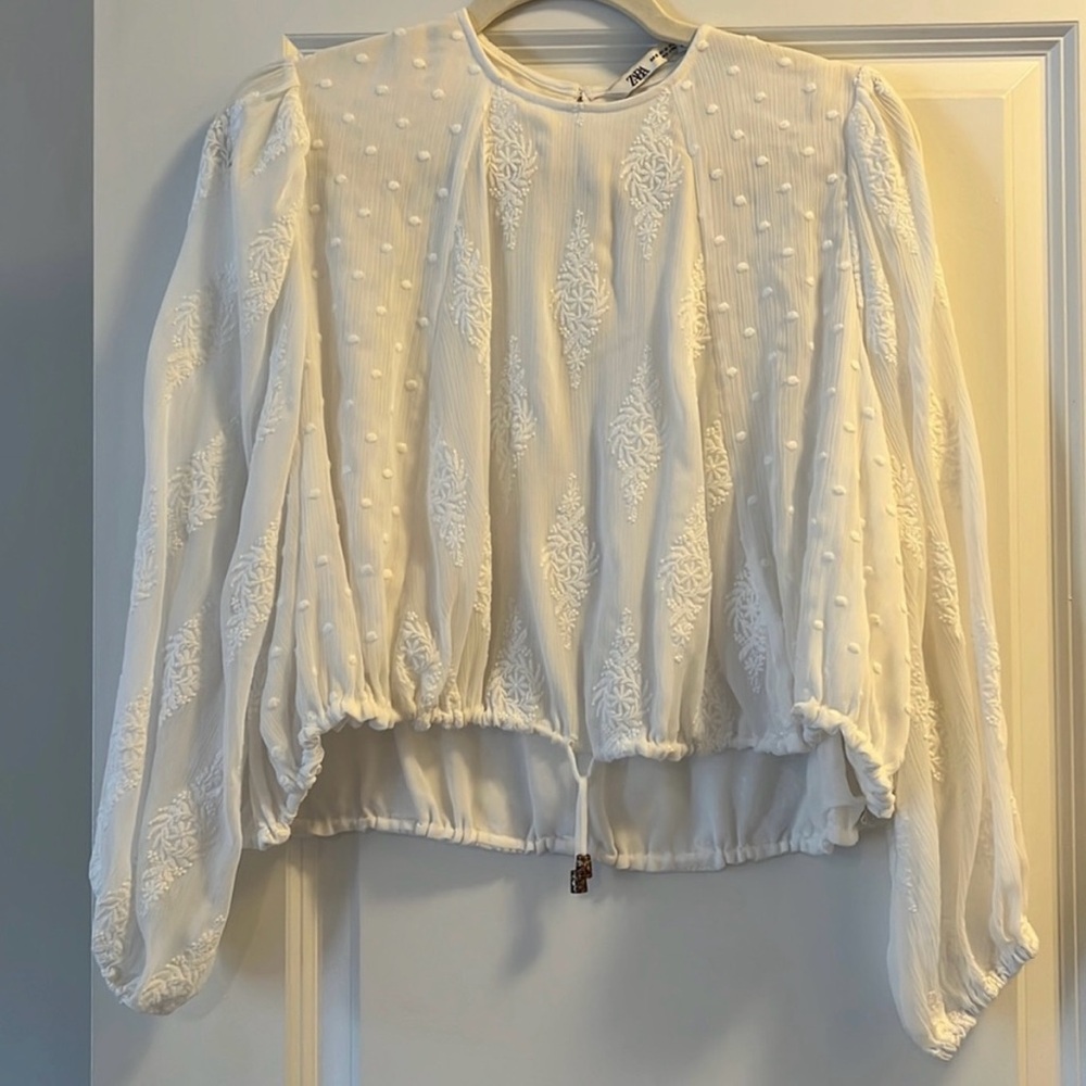 Zara white Blouse with Embroidered Details - Picture 2 of 8